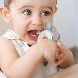 Baby teething tips from a pediatric dentist (and mom) TurtleBee