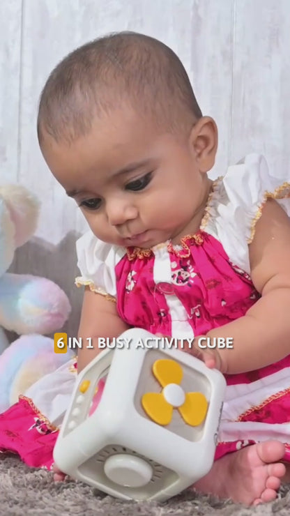 Busy Cube (1-3 years) | Travelling Toy | Montessori Toy